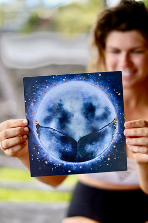 Open image in slideshow, Moon Tail Print
